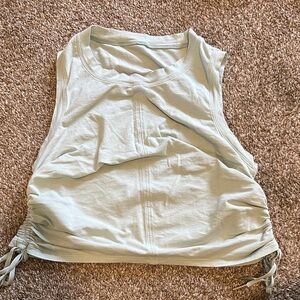 Lululemon Women's Sleeveless Crop Tank Top in Light Green